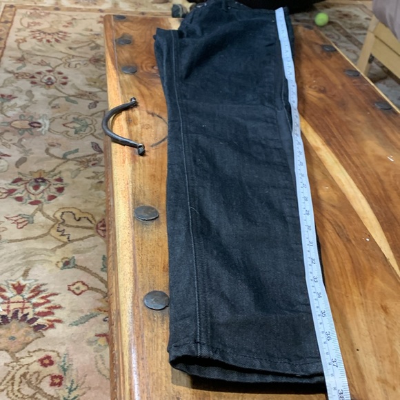 Blank NYC Woman’s 30W Black Jeans w/ Faux Leather Trim - Picture 13 of 14